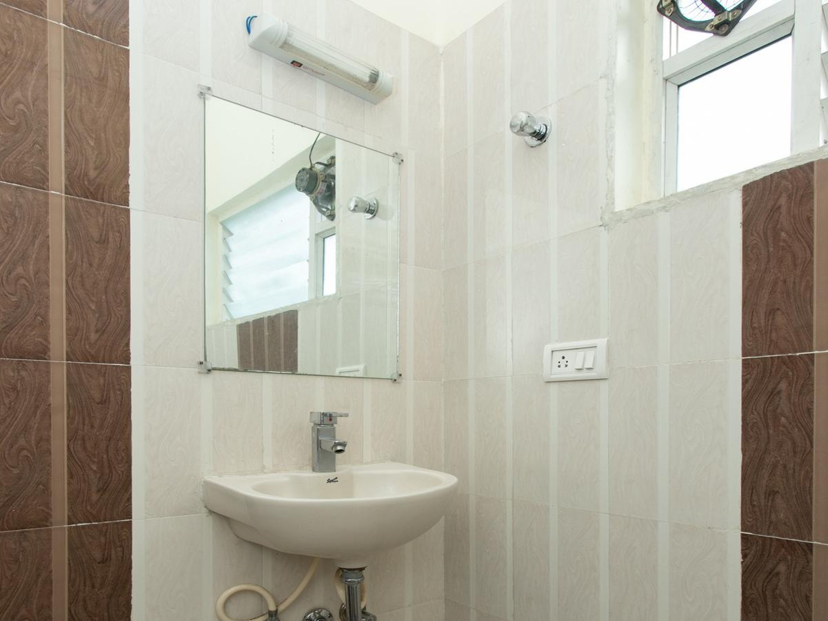 Oyo 10378 Hotel Hibiscus Mayflower Bangalore Ngoại thất bức ảnh
